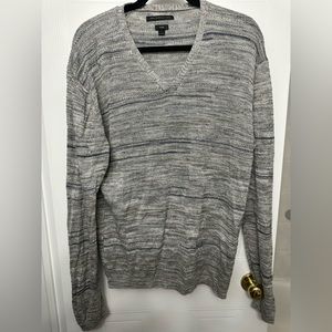 John Varatos V Neck Luxe Linen Sweater